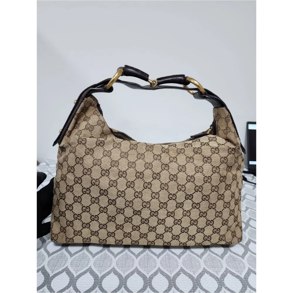 Gucci Beige/Ebony GG Canvas Medium Horsebit Hobo Bag